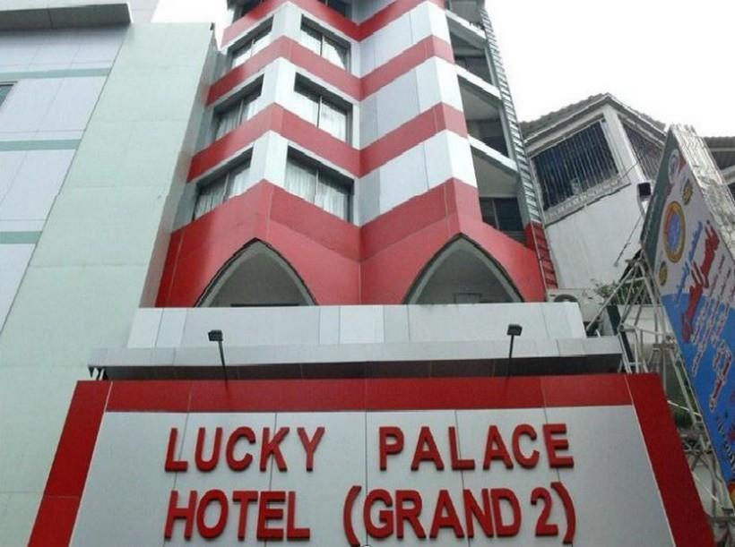 Lucky Palace Hotel Bangkok Exterior photo